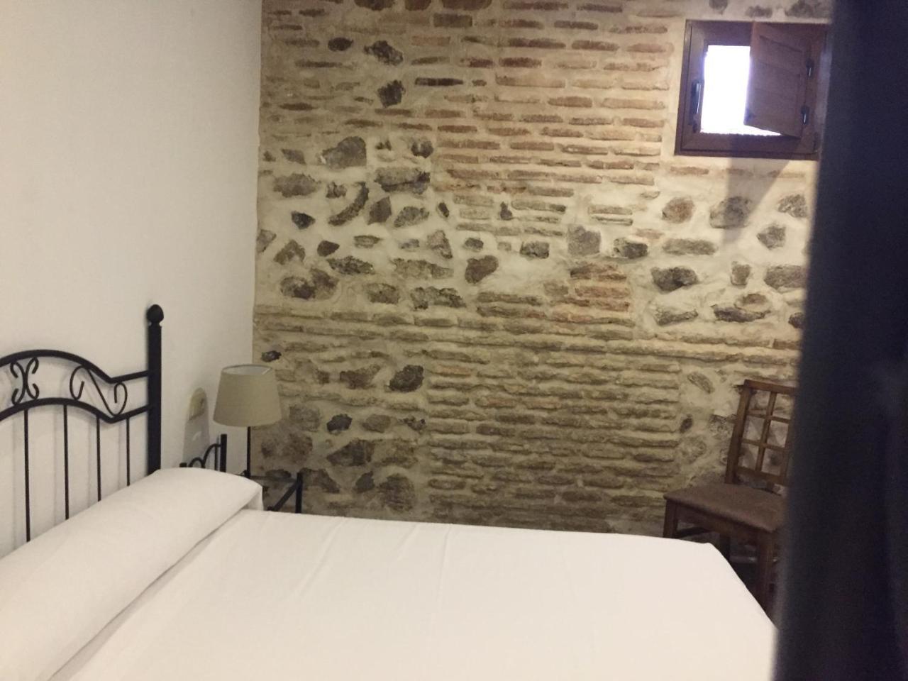 Apartamento Tolaitola Toledo Luaran gambar