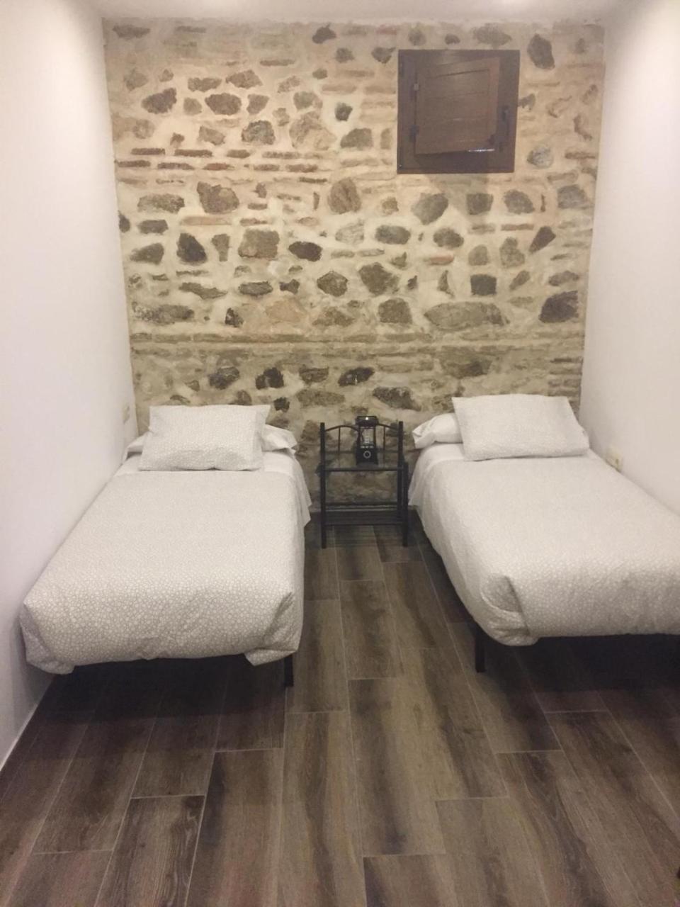 Apartamento Tolaitola Apartment Toledo Luaran gambar